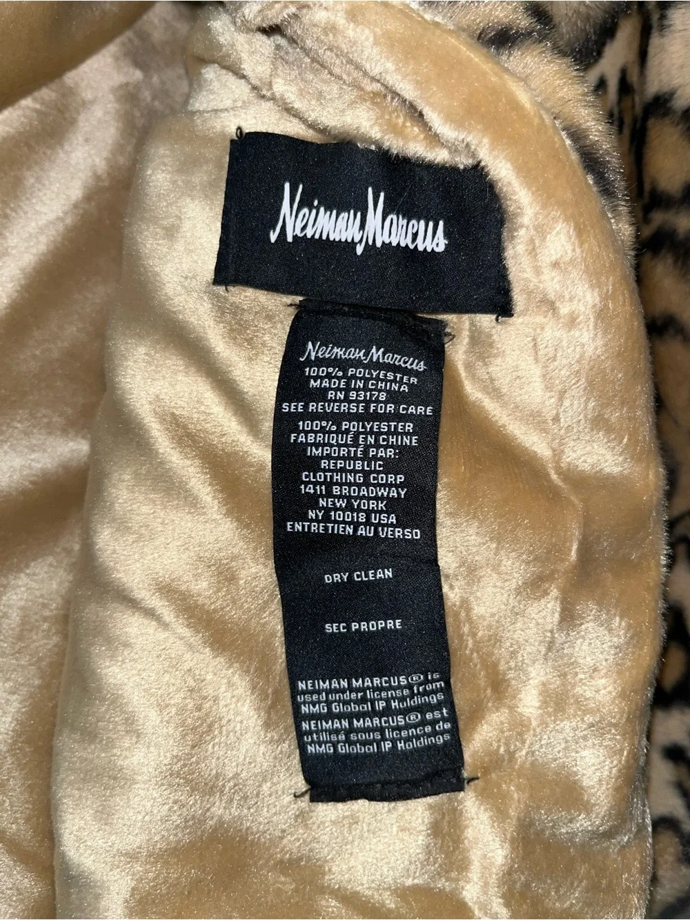 1-NWT Neiman Marcus Leopard Design Luxury Faux Mink Fur Throw Blanket 50”x 70”